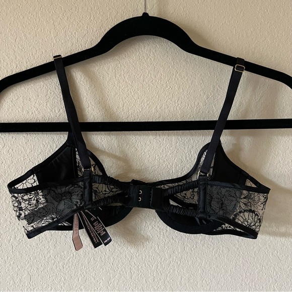 NWT Luxe Victoria’s Secret Peek-a-boo Black Floral Lacy Demi Push-up Bra - Picture 4 of 14